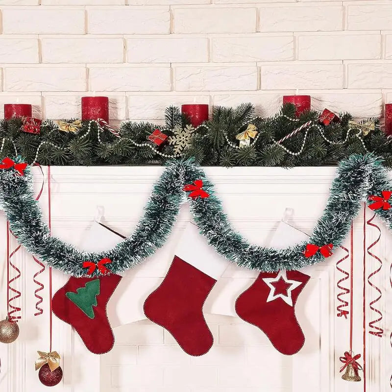 6-Piece Christmas Decoration Set - White Edge Ribbon & Bow Tree Pendant