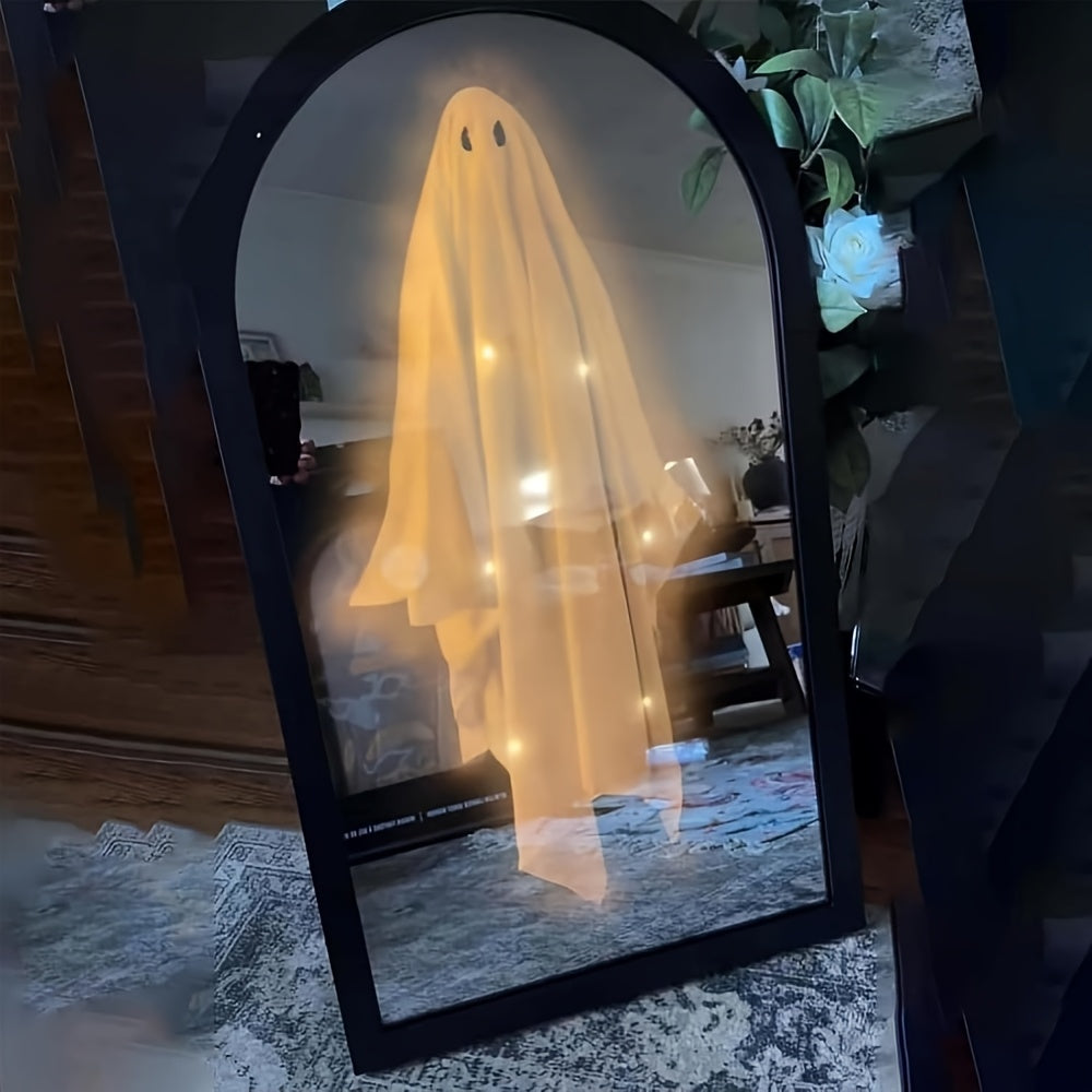 Spooky Mirror with Holographic Ghost Effect