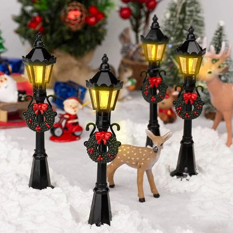 Mini Christmas Street Light Models Set (4 Pcs)