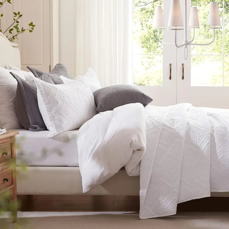 White Microfiber 3-Piece 150GSM Bedspread Set - Queen Size