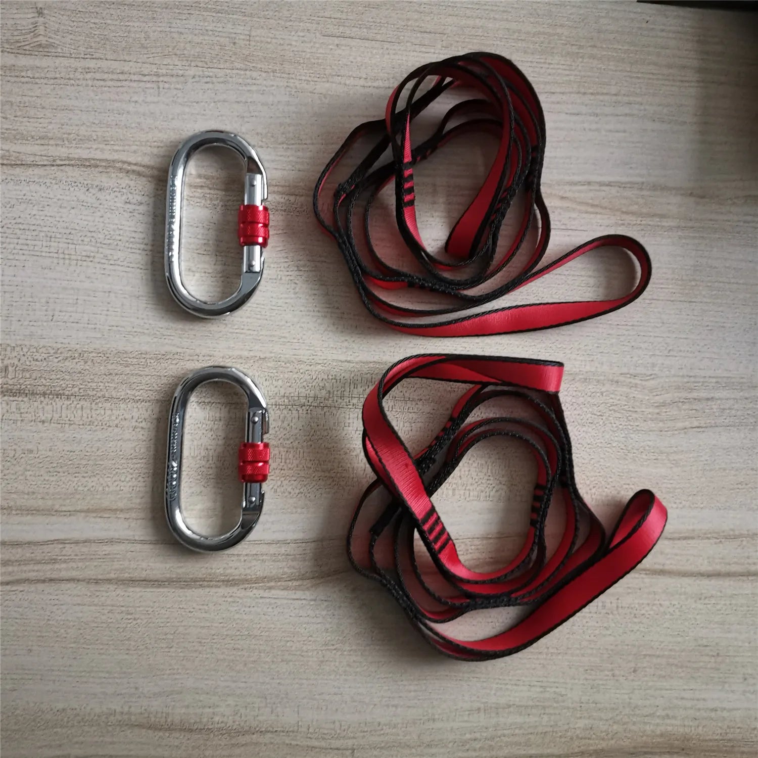 Yoga Hammock Hook & Carabiner With Anti-Gravity