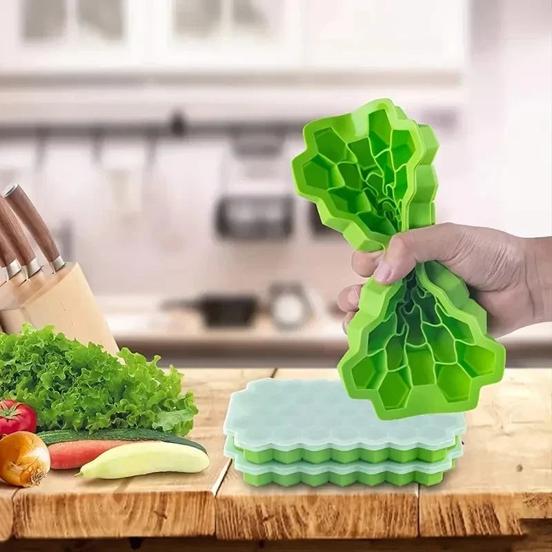 2 Pcs Silicone Honeycomb Ice Cube Tray With Lid