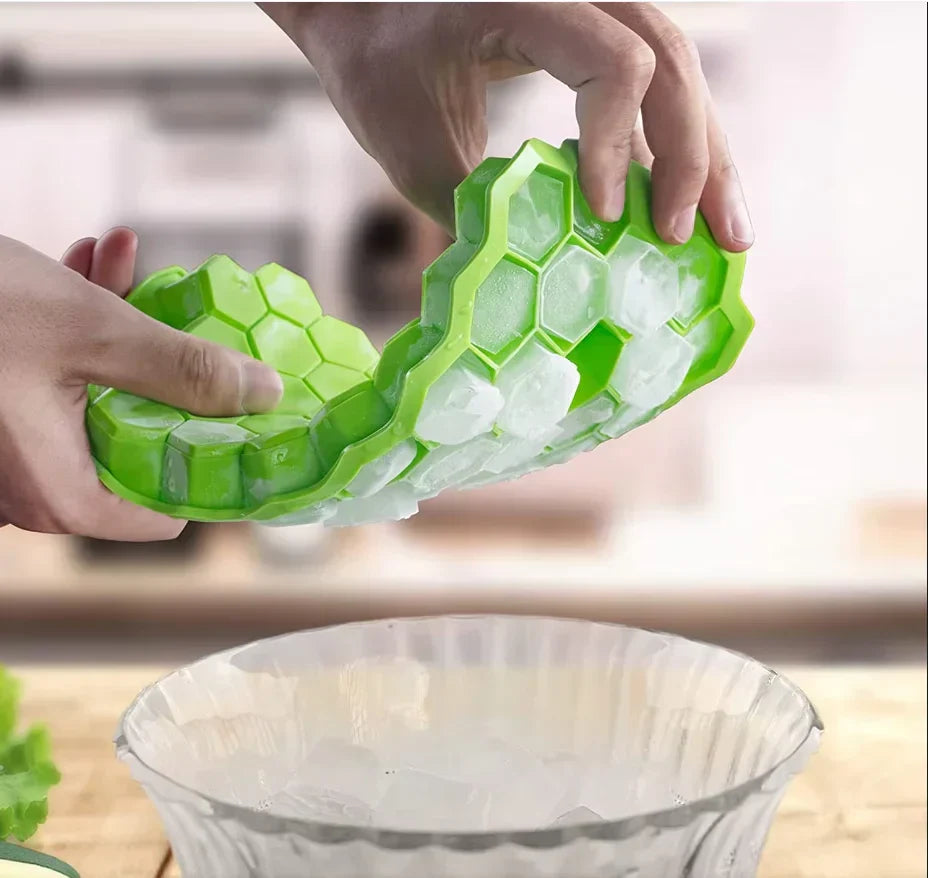 2 Pcs Silicone Honeycomb Ice Cube Tray With Lid