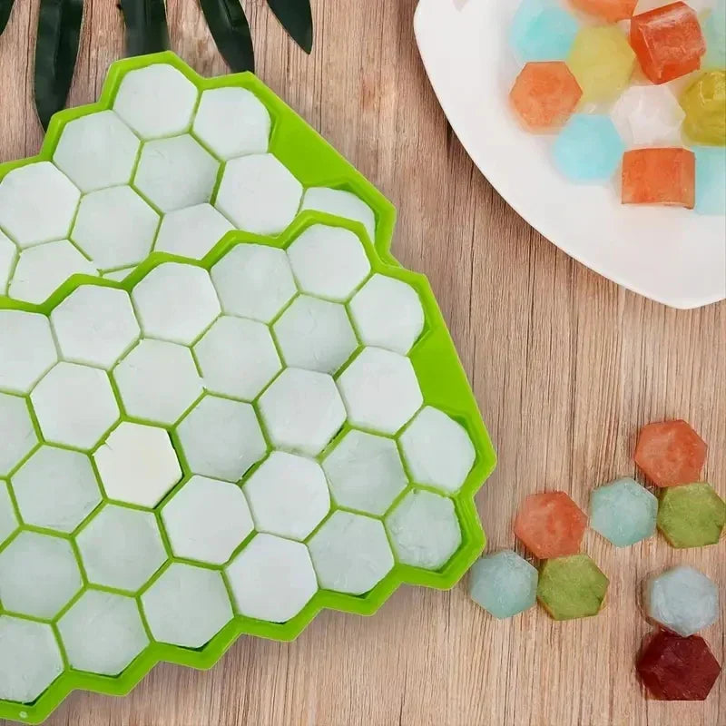 2 Pcs Silicone Honeycomb Ice Cube Tray With Lid