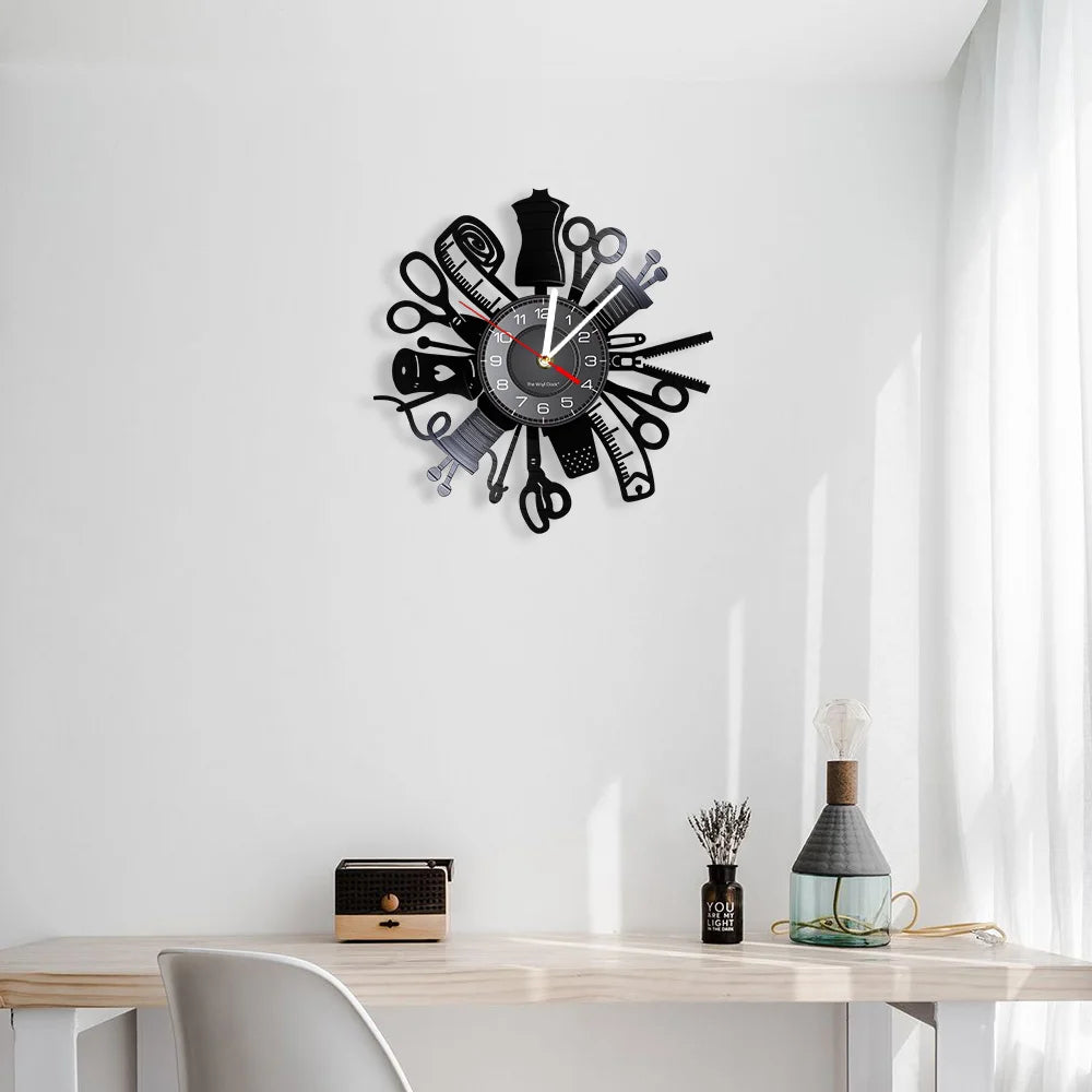 Vintage Sewing Machine Wall Clock: Retro Chic for Timeless Decor