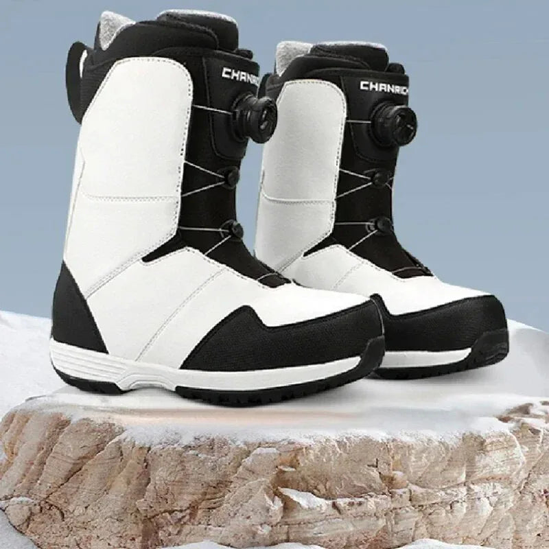 New Outdoor Ski Shoes Adult Winter Warm Ventilate Skiing Shoes