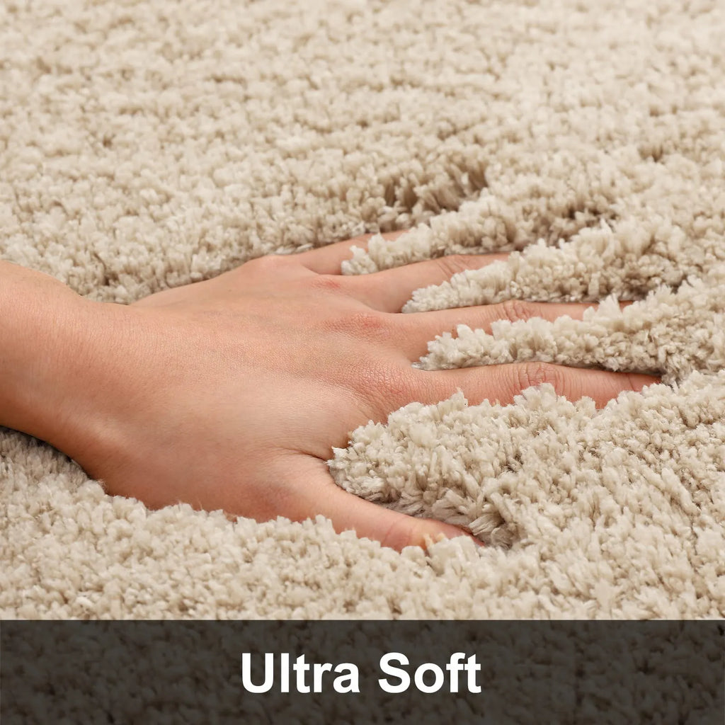 Luxuriously Soft, Absorbent, Non-Slip Rug for a Stylish Bathroom Retreat