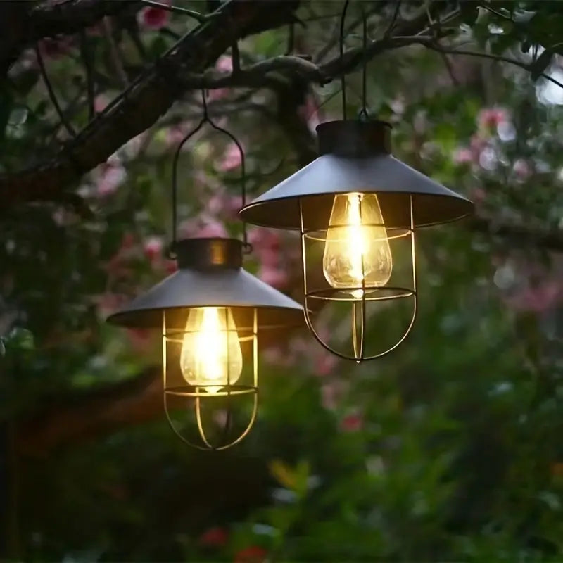 Black Vintage Solar-Powered Art Courtyard Chandelier - Outdoor Garden Decor