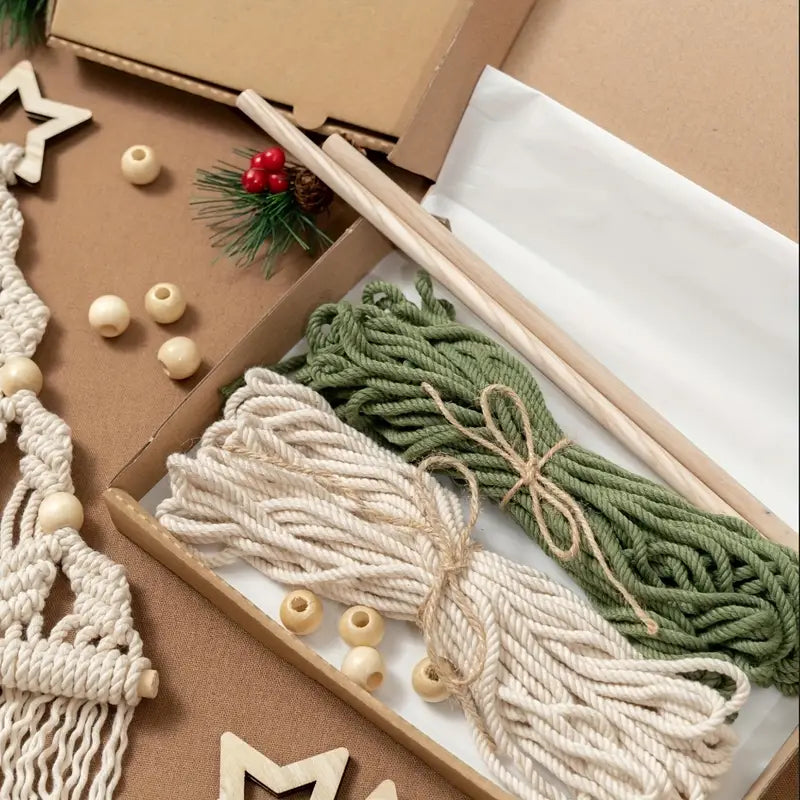 Twinkling Tidings: Pair of Woven Christmas Trees