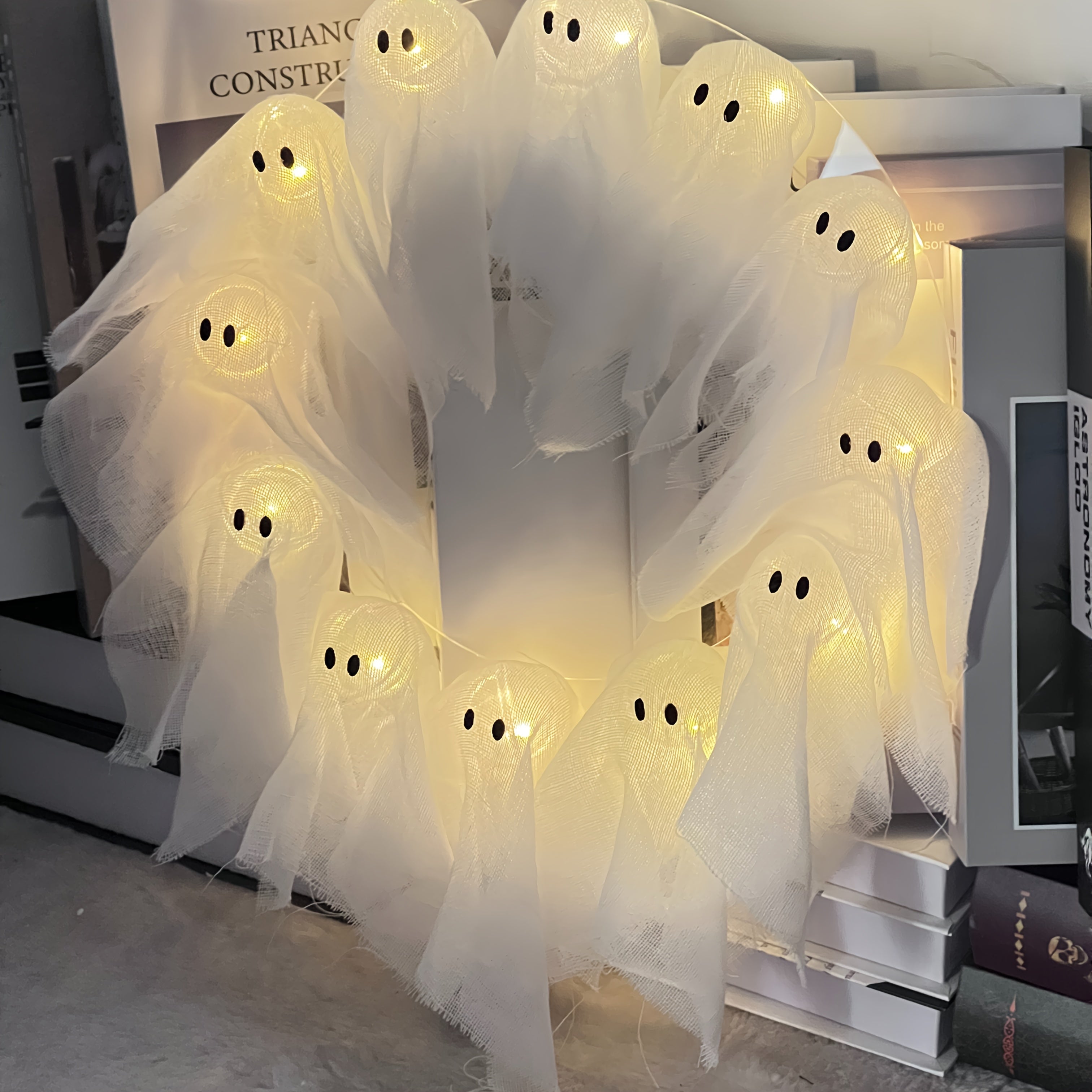 Halloween Glowing Wreath with 8 LED Lights